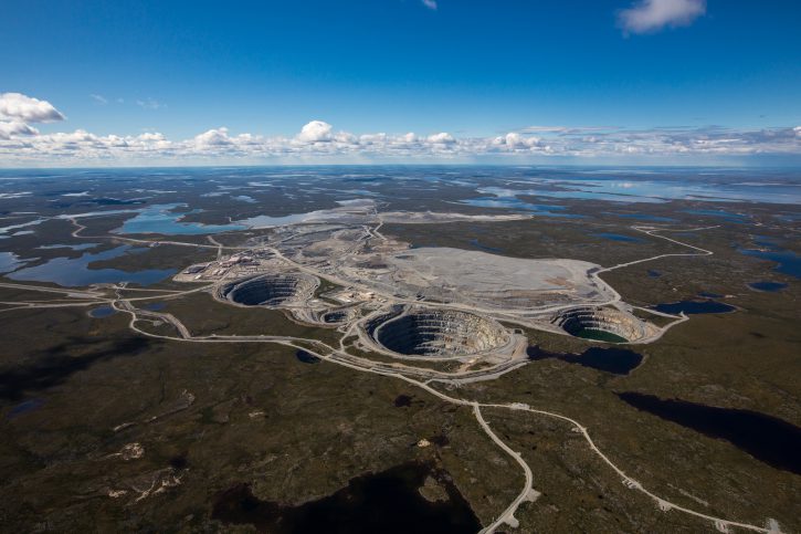 17-aerial-view-of-the-ekati-diamond-mine